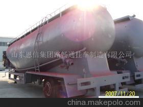 散裝水泥運(yùn)輸半掛車 高效物流的關(guān)鍵裝備